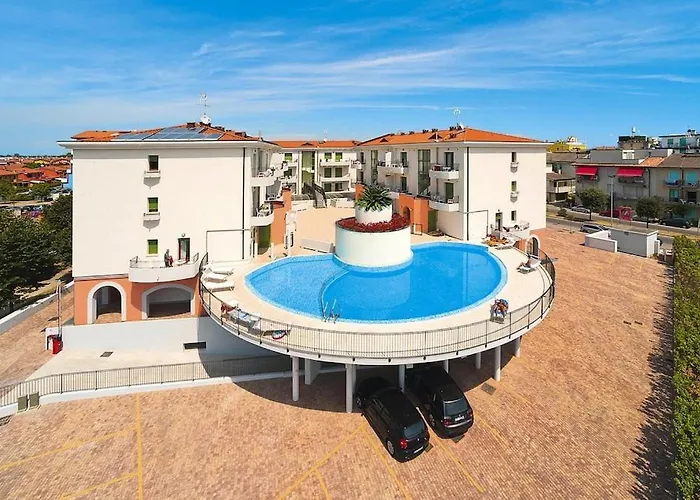 Apartment In Caorle With Parking Space